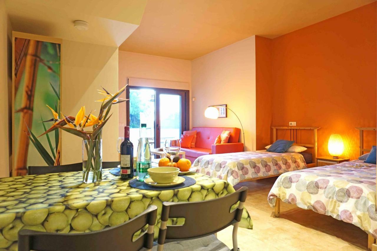 Appartment Pinar Malaga Exterior photo